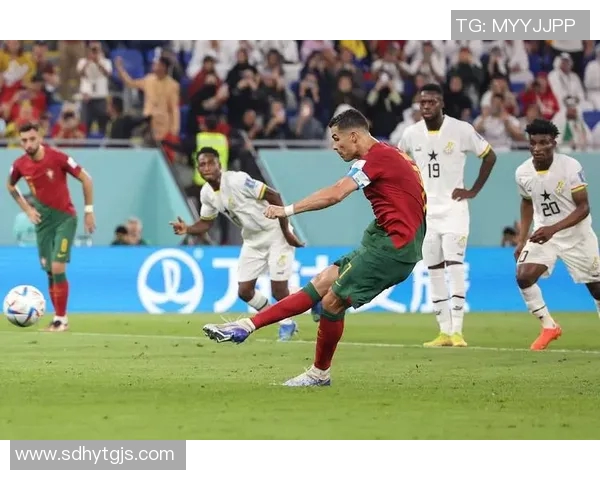 从绿茵少年到世界巨星世界杯预选赛背后的奋斗与梦想